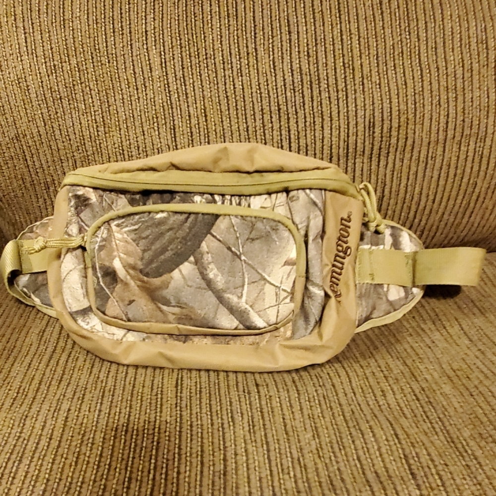 Remington Camouflage Waist Bag - Tan and Gray